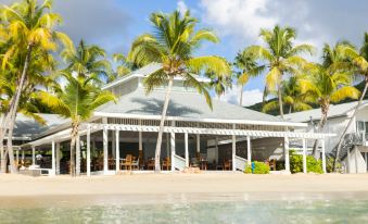 Carlisle Bay