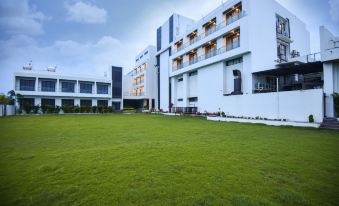 Hotel the Grand Daksh Somnath