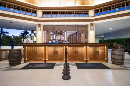 Crusoe Cabins Casobe Отели в г. Калатаган