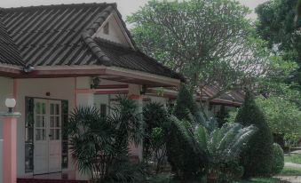 Ruean Prathum Resort