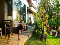 River Resort & Spa Hotel di Sa Kaeo