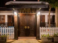 Villa Mira Heritage Hotels near Wat Khili