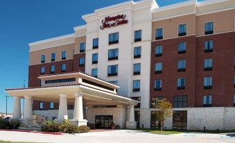 Hampton Inn & Suites Dallas-Lewisville/Vista Ridge Mall