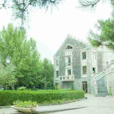 Chateau Gabriel Hotel Exterior