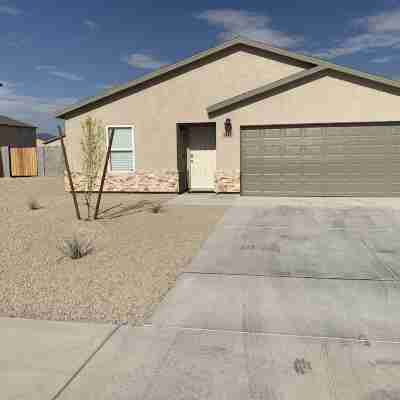 Brand New Bullheadcity Pool Home Hotel Exterior