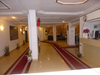 Tenere Hotels in Niamey