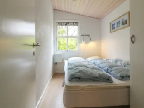 "Thekla" - 3km from the Sea