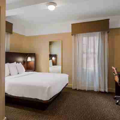 Best Western Syracuse Downtown Hotel and Suites Rooms
