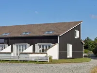 "Hubertine" - 100m to the Fjord Hotels in Vestervig