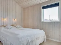 "Hubert" - 150m from the Sea