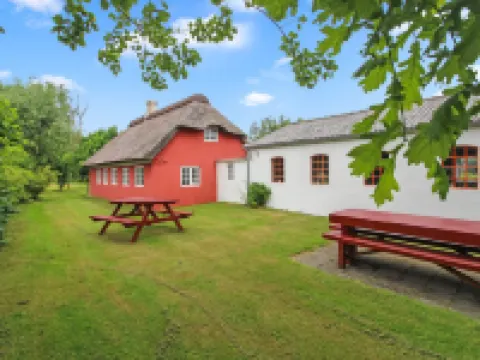 "Saarah" - 25km from the Sea Hotels in Bredebro