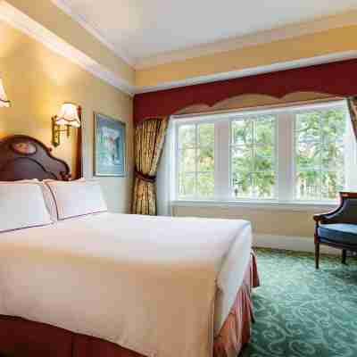 Hong Kong Disneyland Hotel Rooms