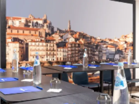 Oporto Airport & Business Hotel Hotels in Maia