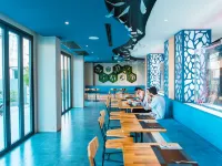 فندق كانا تريبل إل بوكيت Hotels near شاطئ كاليم (Kalim Beach)