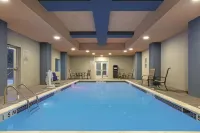 La Quinta Inn & Suites by Wyndham Amarillo Airport - Pool
