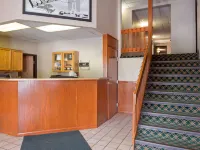 Super 8 by Wyndham Omaha NE ファン プレックス周辺のホテル