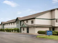 Travelodge by Wyndham Alpine Hotels in Alpine