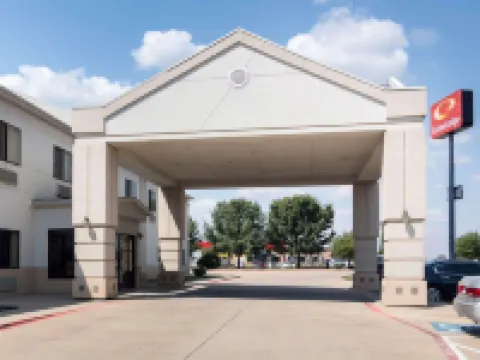 อีโคโนลอดจ์ วอเทอร์ฟอร์ด โรงแรมในเวเธอร์ฟอร์ด