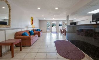 Super 8 by Wyndham College Station