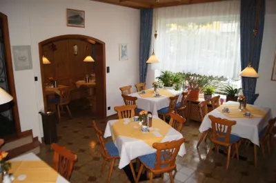 Prähofer Hotel Garni Hotels in Obersendling