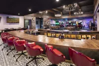 The Highlander Hotel, Ascend Hotel Collection - bar