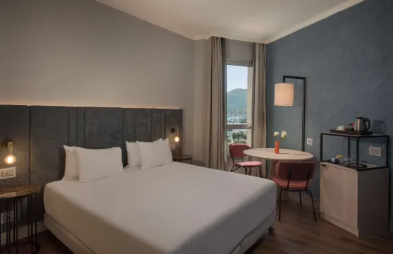 NH斯佩西亞酒店