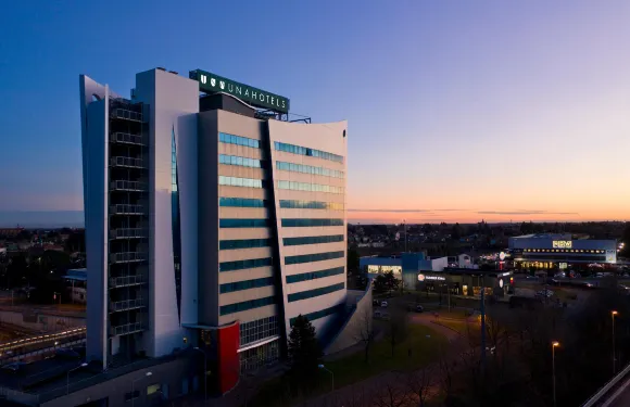 馬爾彭薩烏納酒店