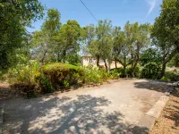 La Bastide Rose - parking