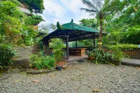 GG. House - Happy Valley - 2 stjerner