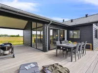 "Fader" - 950m from the Sea