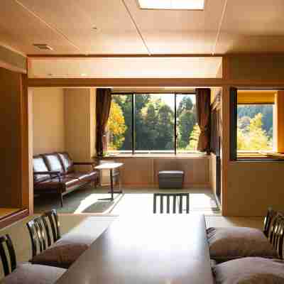 旅亭懐石のとや Others