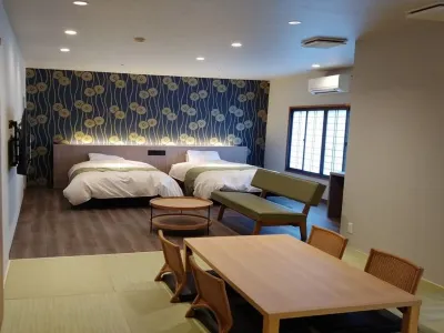 Oyado Hakusan Hotels near Toyooka Railway Station
