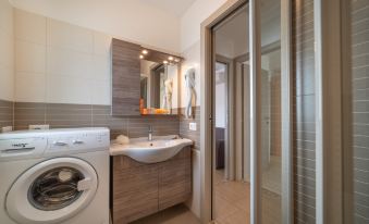 Elegant Residence Monica 2 Two Bedroom C6 Sleeps 6