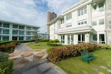 รูปภาพของ2 Bicycles with Sea View One Br Beach and Pool Front Located in Cha-am Hua Hin