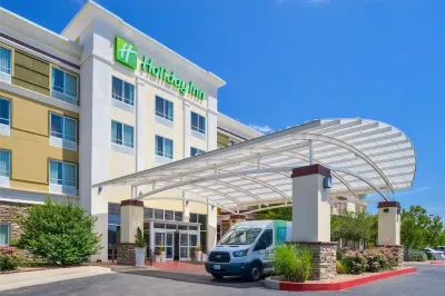 Holiday Inn Amarillo West Medical Center Hotel dekat Cadillac Ranch