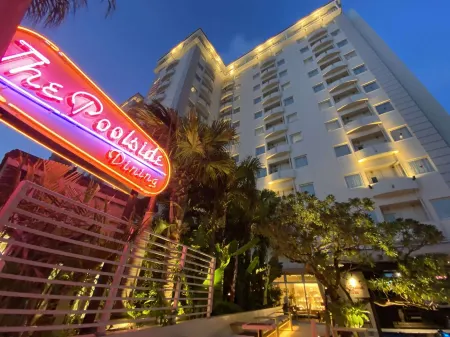 Hotel Palm Royal Naha Kokusai Street Отели рядом с достопримечательностью «Shuri Ryusen»