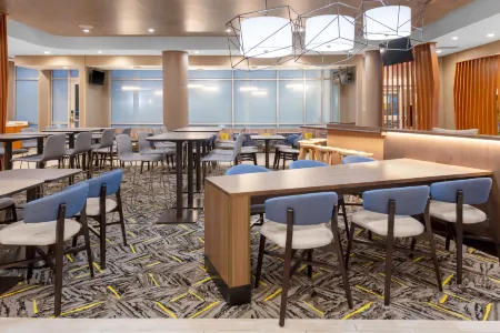 SpringHill Suites Kansas City Airport Отели в г. Платт Вудс