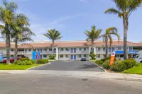 Motel 6 Santa Maria, CA - North Hotels near Nipomo Swap Meet & Fleamarket