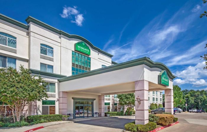 Holiday Inn Express & Suites ARLINGTON NORTH – STADIUM AREA by IHG