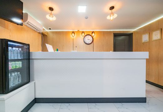 숙소 비교 사진