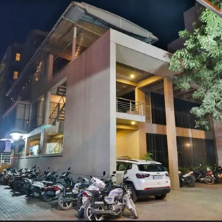 Hotel Bala Regency