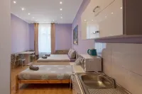 70s Hostel Hotels in 
