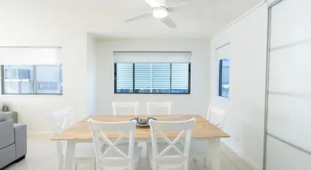 Seamark on First Отели рядом с достопримечательностью «Аквариум СИ ЛАЙФ Саншайн-Кост»