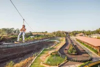 Suma Adventure and Resort Hotel a Gangavhare