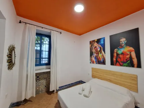 阿爾科塞米斯基塔成人專享飯店