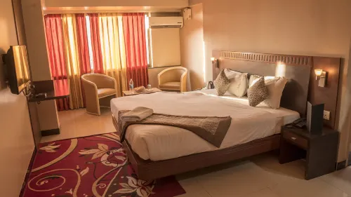 Hotel Ayodhya