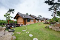 Yangyang Cheongjong Healing Forest Pension Hotels near Jukdo Beach