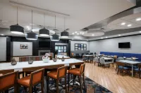 Hampton Inn Evansville/Airport - 朝食