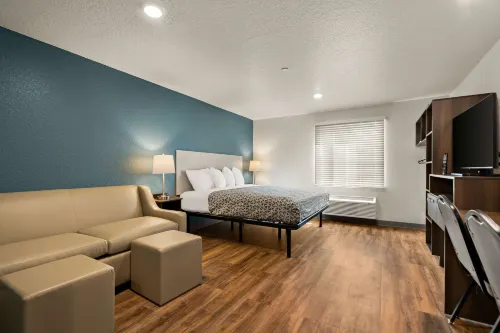 WoodSpring Suites Port Orange - Daytona Beach