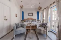 LohonoStays Colina - Villa D Hotels in Assagao